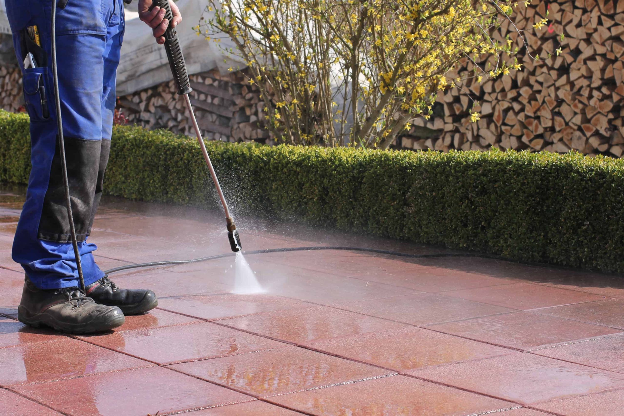 driveway and patio cleaning